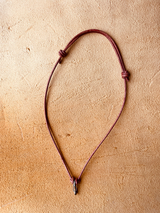 Ring Keeper · Leather (3mm) · Distressed Umber  · Carabiner (sm) · Gunmetal black