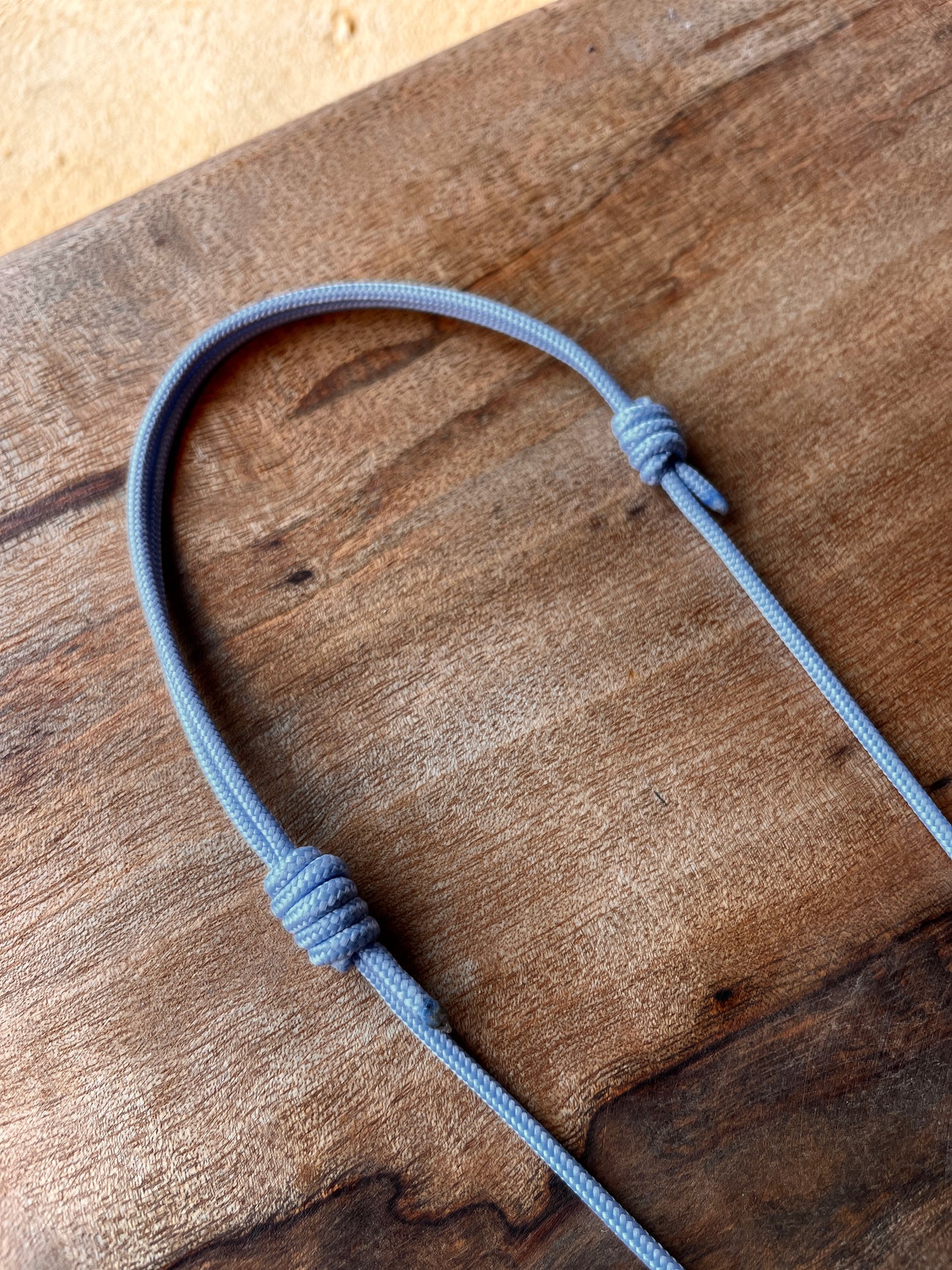 Ring Keeper · Paracord (2mm) · Baby Blue  · Carabiner (sm) · Black
