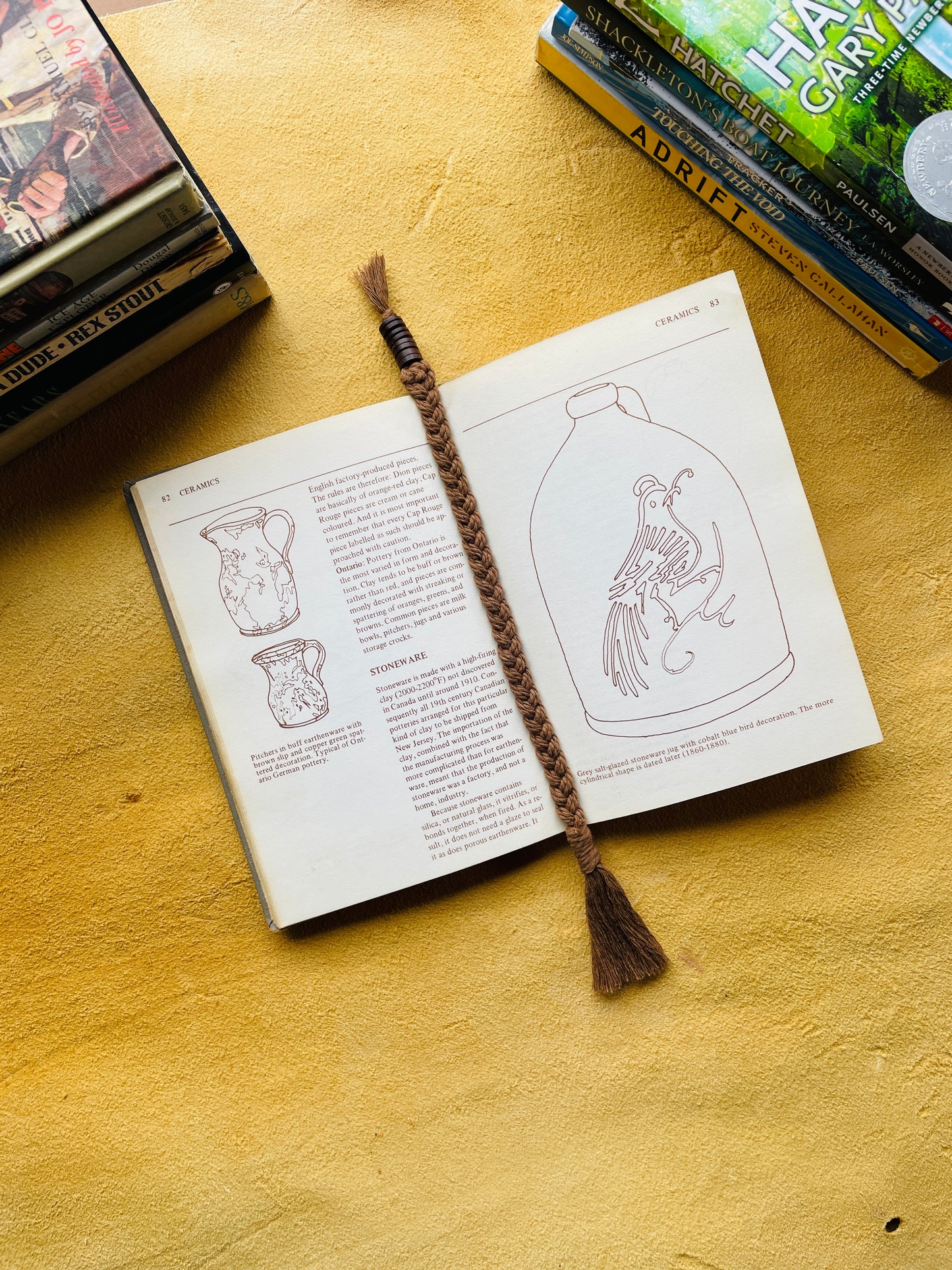 Macramé Bookmark · Brown · Dark Wood Beads · 7.5"