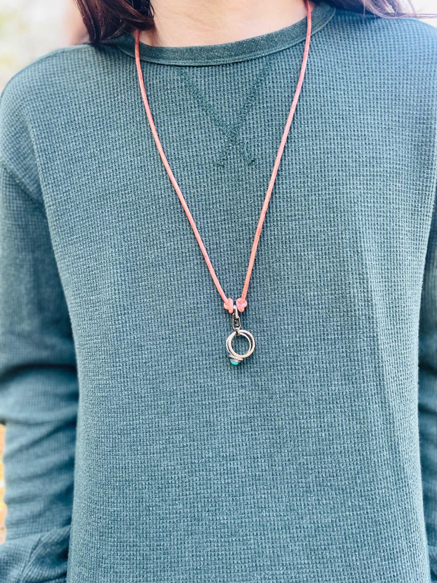 Ring Keeper · Leather (3mm) · Distressed Umber  · Carabiner (sm) · Gunmetal black