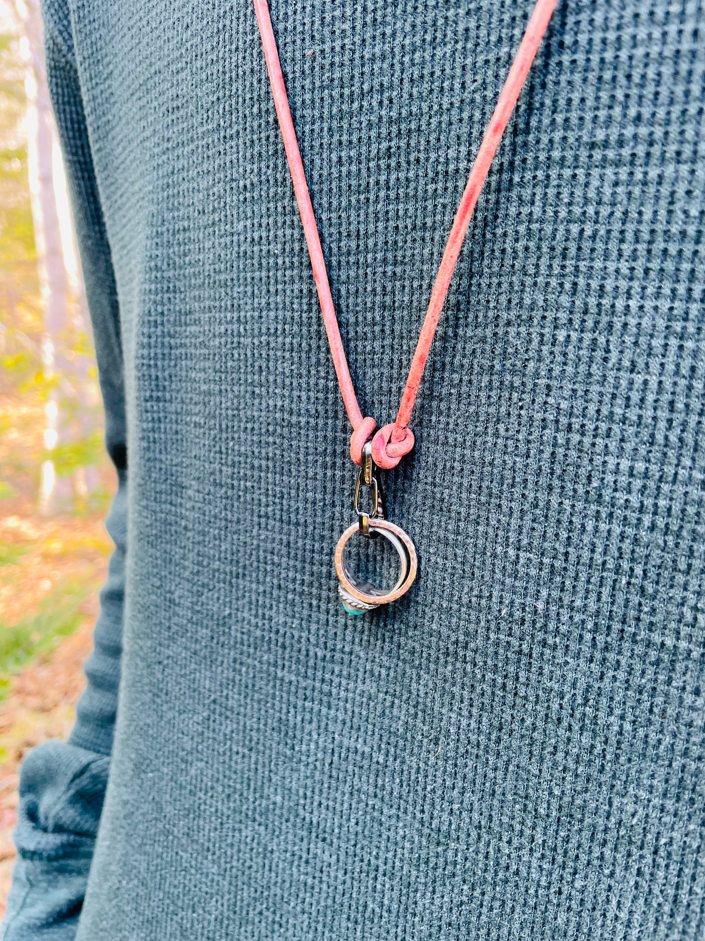 Ring Keeper · Leather (3mm) · Distressed Umber  · Carabiner (sm) · Gunmetal black