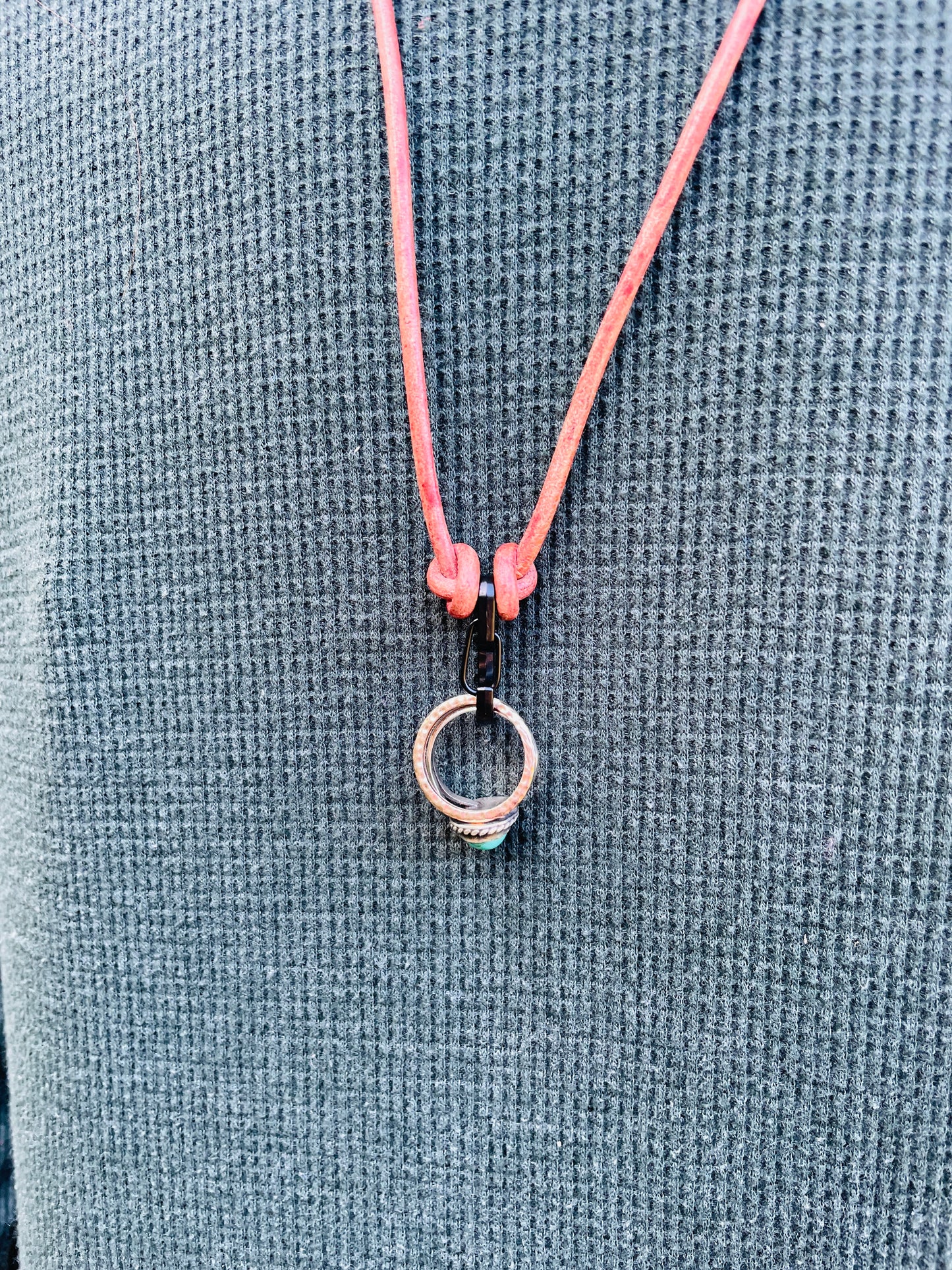 Ring Keeper · Leather (3mm) · Distressed Umber  · Carabiner (sm) · Black