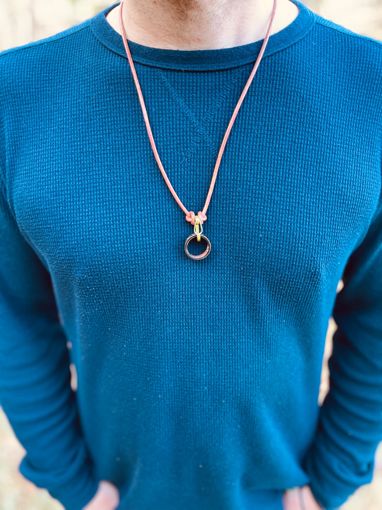 Ring Keeper · Leather (3mm)  · Distressed Umber  · Carabiner (m) · Metallic lime