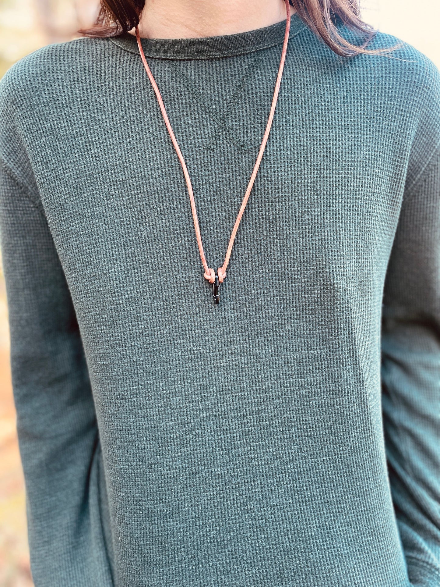 Ring Keeper · Leather (3mm) · Distressed Umber  · Carabiner (sm) · Black